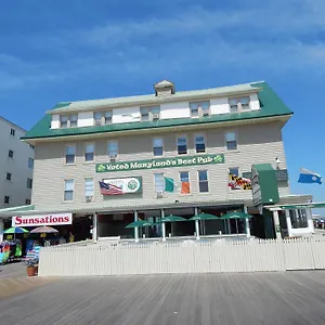 Shoreham Oceanfront ** Ocean City